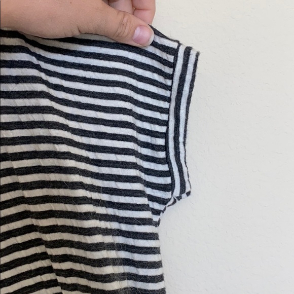 Brandy Melville Striped Tee - Picture 4 of 4